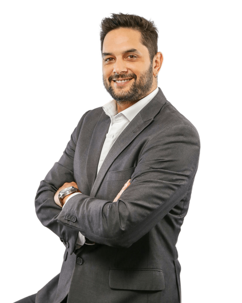 Dr. Antonio Bertolucci, advogado criminalista em Curitiba com 15 anos de experiência em liberdade provisória, flagrantes e audiências de custódia